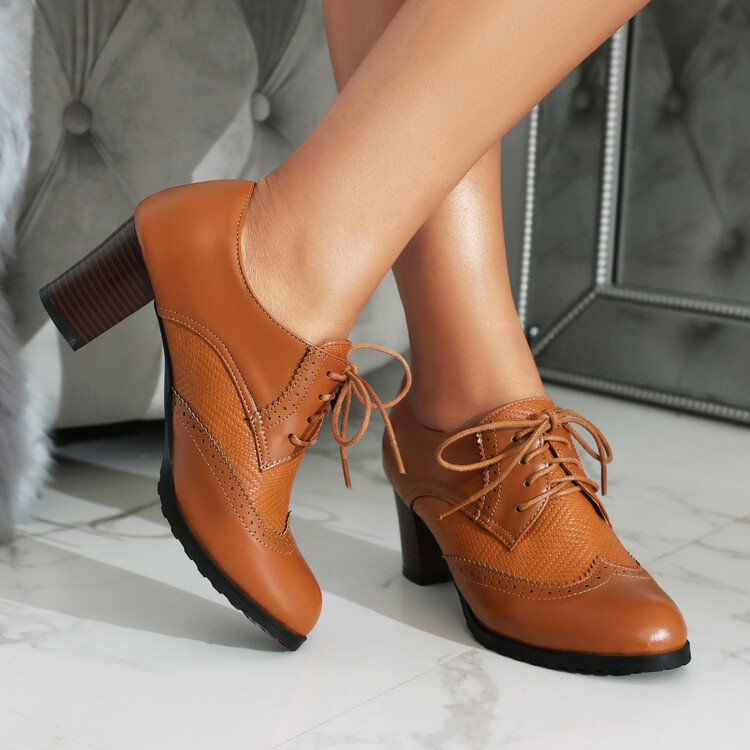 Deep Mouth High Heel Shoes with Cross Straps and Woven Details